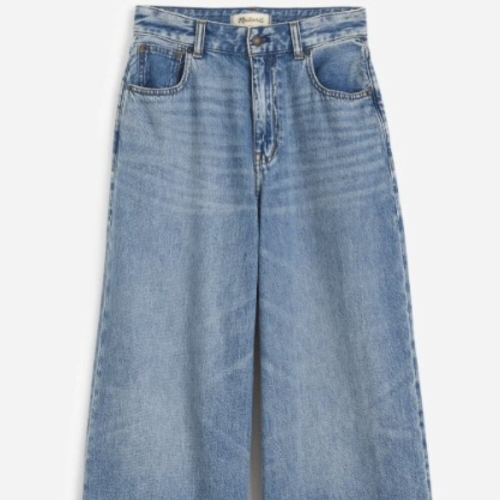 Curvy Superwide-Leg Jeans in Billings Wash: Airy Denim Edition - Size 31